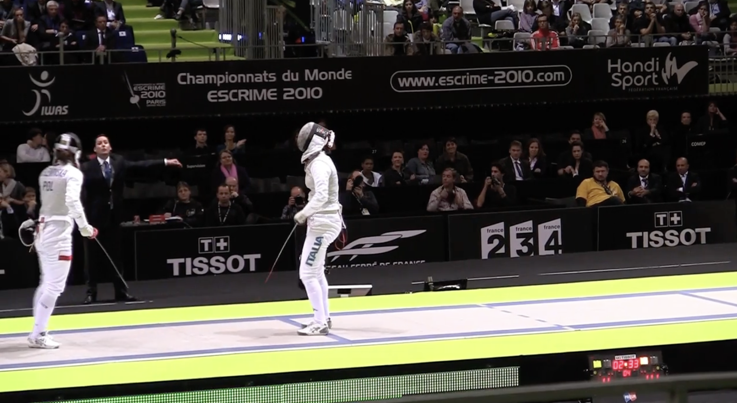 Capture d'écran YouTube Championnats du monde d'Escrime au Grand Palais en 2010