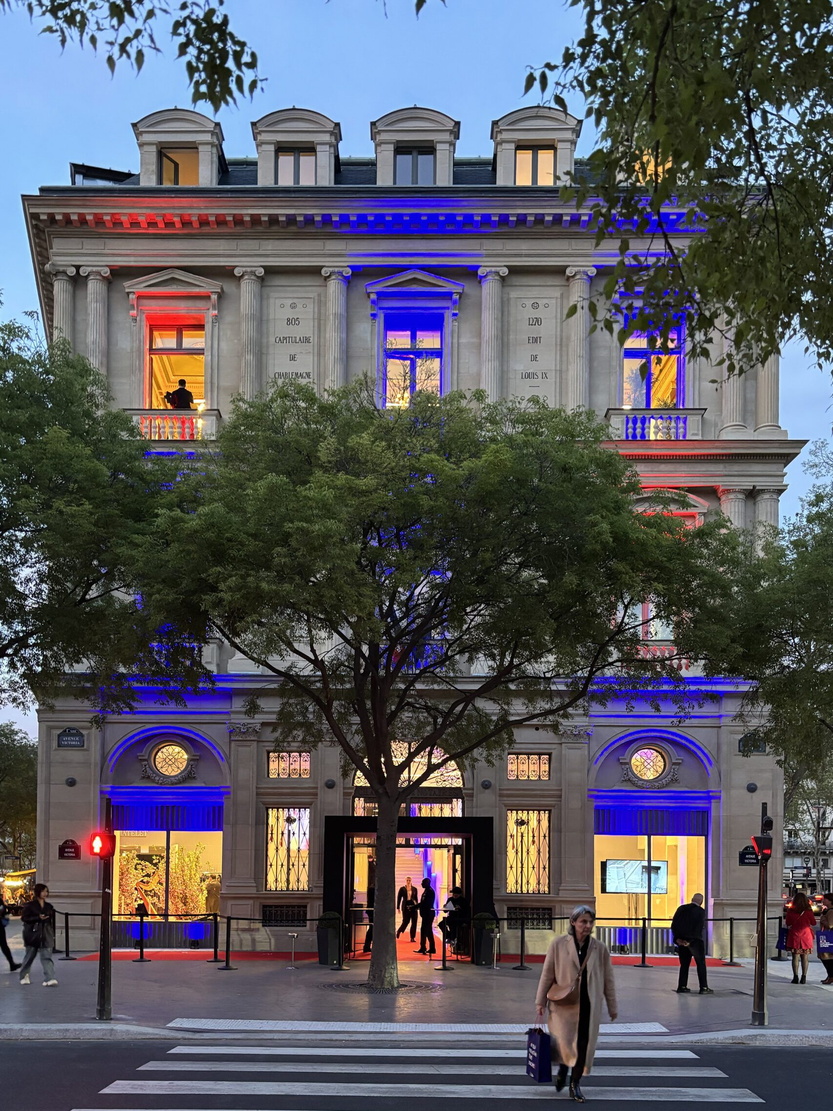 Inauguration du siège de la Chambre des Notaires après rénovation en 2025, sous le patronage de Gérald Darmanin et Stéphane Bern en maître de cérémonie