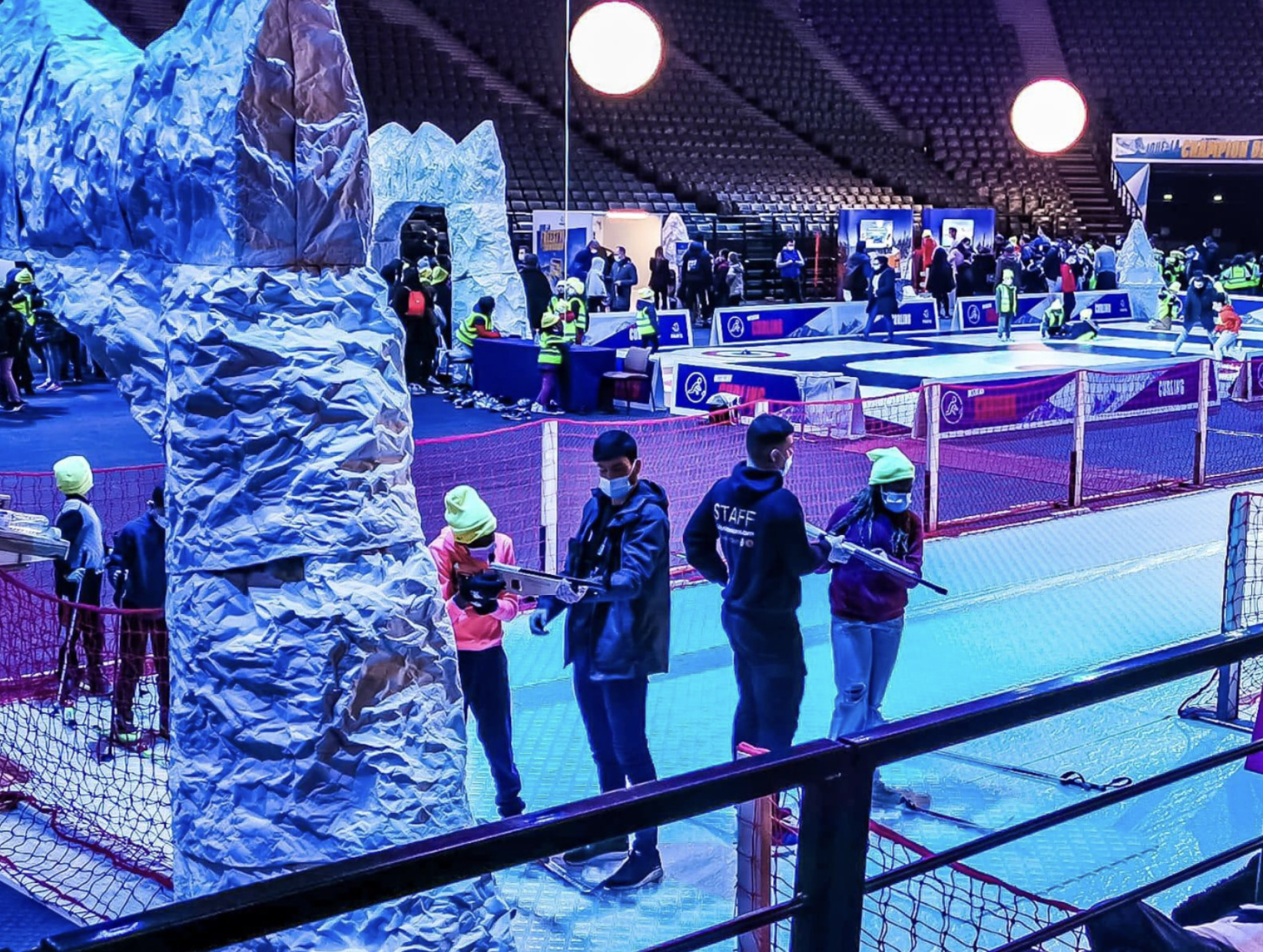 @ Ville de Paris Joue-là champions des pistes ! Jeux d'hiver Beijing 2022 - Accor Arena